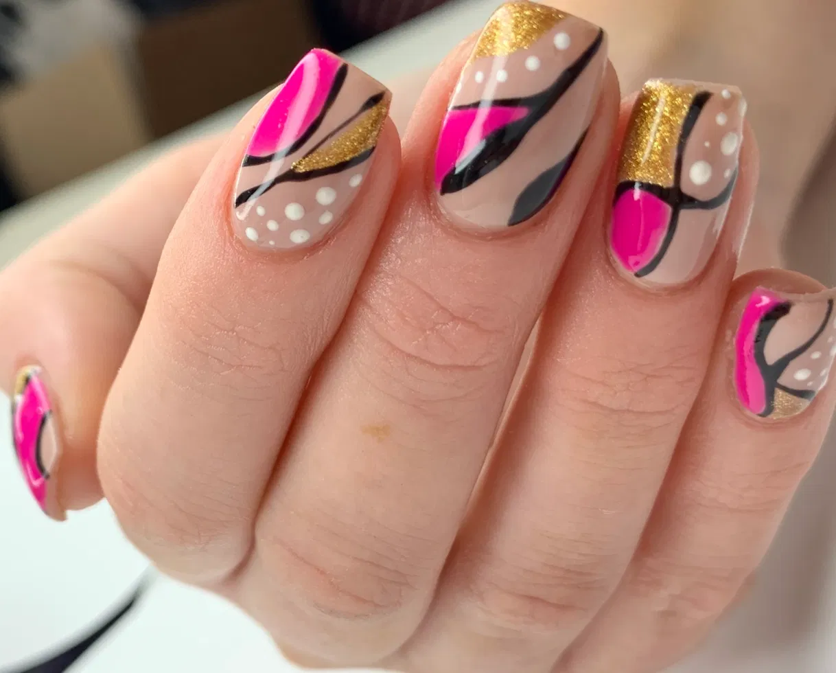 Lilac glitter swirl nails